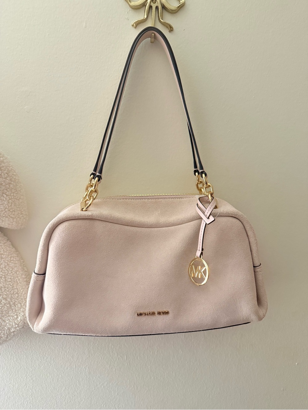 Michael Kors Light Pink Leather Shoulder Bag with Gold Hardware